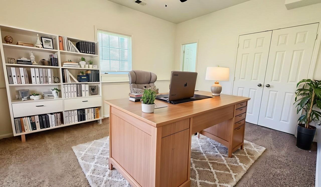 5808-5810 NE 42nd St - Photo 6 of 27