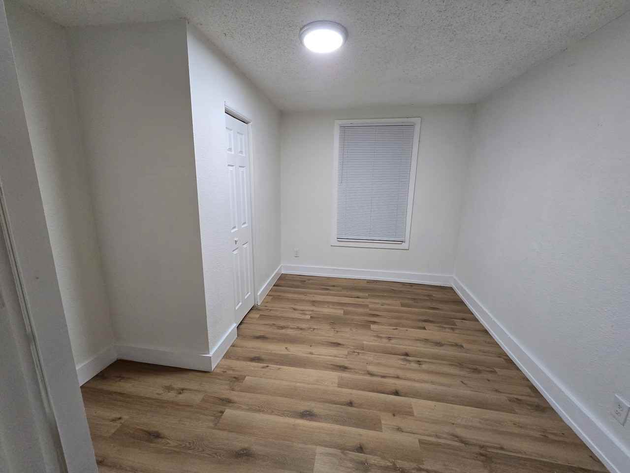 1347 W 26th St #1 - Photo 2 of 7