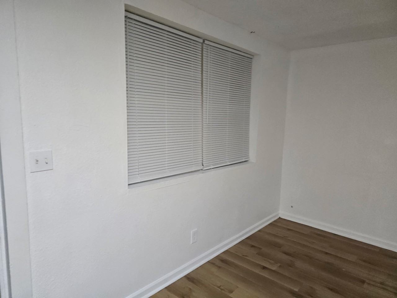 1347 W 26th St #1 - Photo 7 of 7