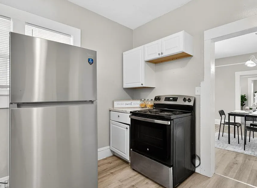 5518 Alta St #1 - Photo 6 of 12