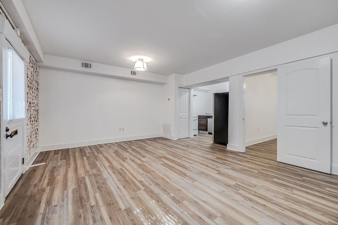 512 E Liberty St - Photo 4 of 14