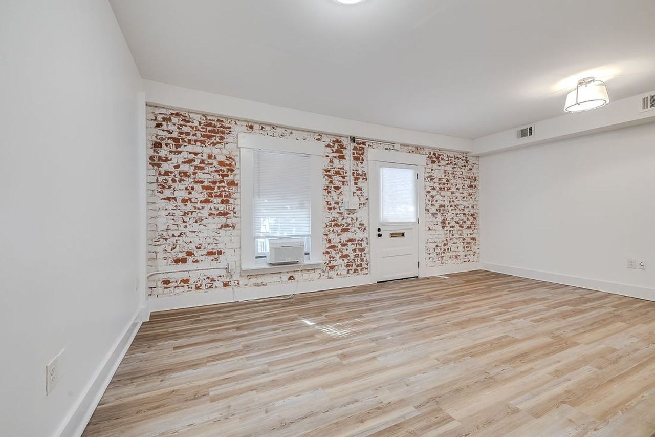 512 E Liberty St - Photo 5 of 14