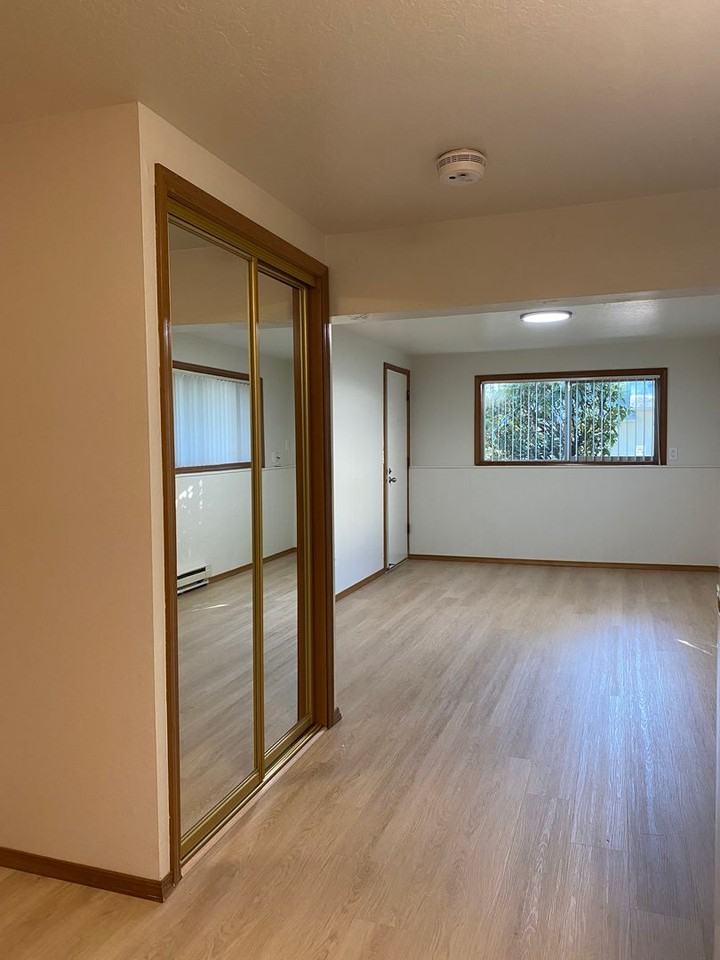 Roxclif Apartments - Photo 6 of 28