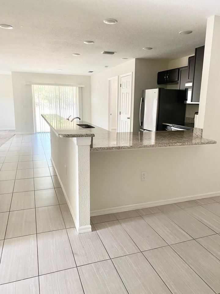 5635 Pillar Ave - Photo 2 of 27