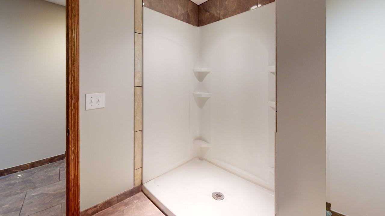 1097 25th Ave Se - Photo 6 of 11