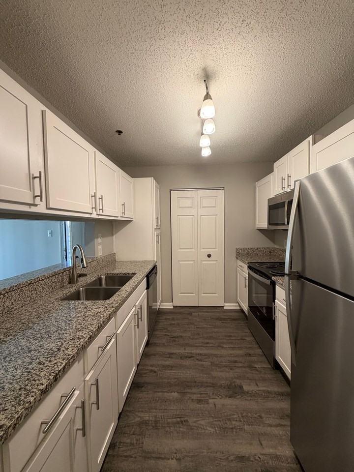 Ayrsley Landing - Photo 2 of 25