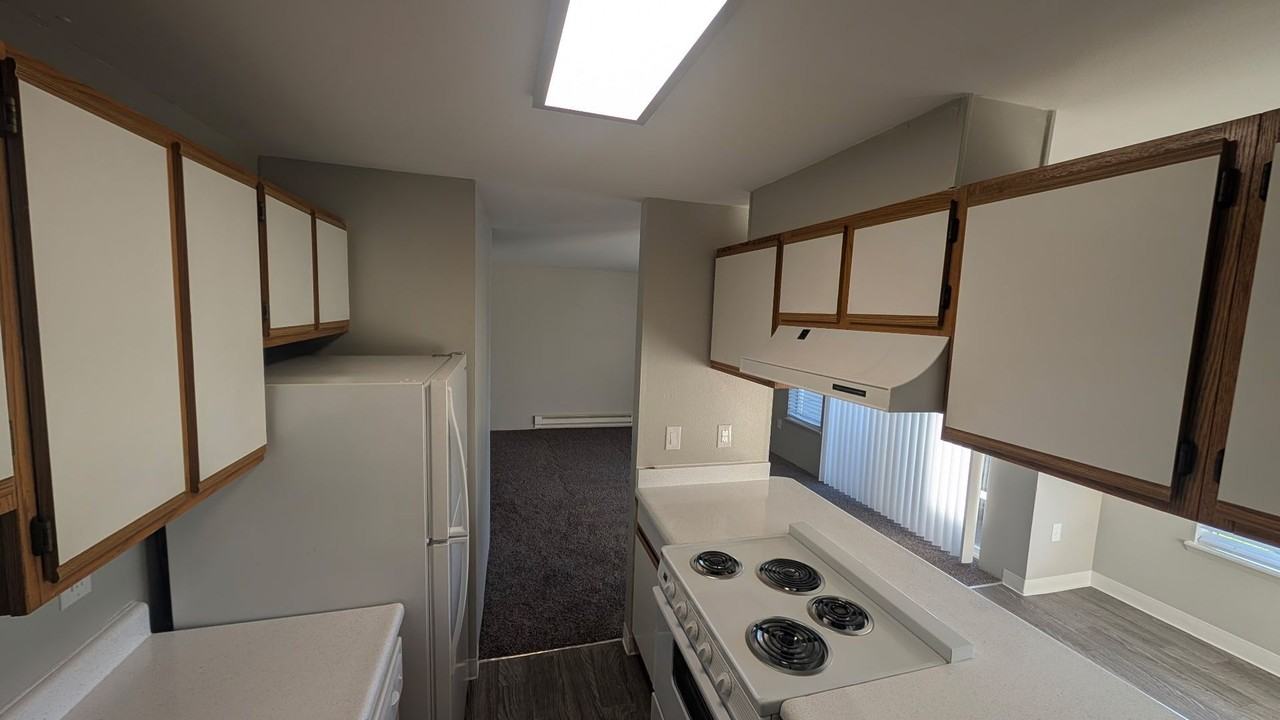 Stillwater Apartments - Photo 2 of 45