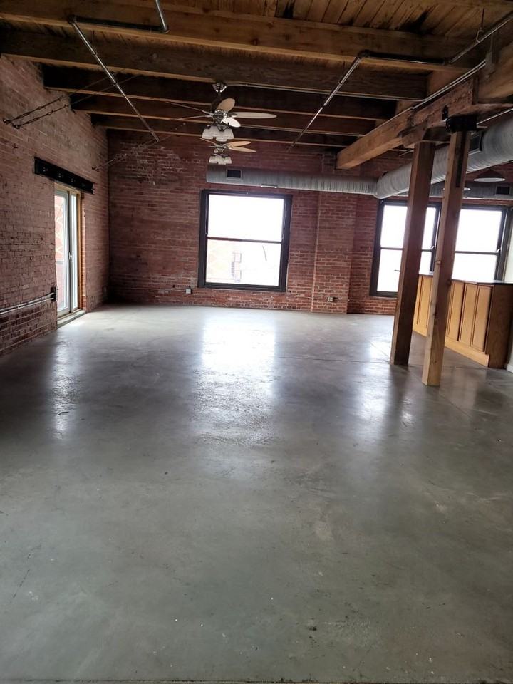 Lofts at 415 - Photo 3 of 11