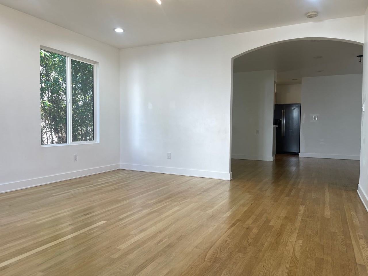 NASSAU - Photo 5 of 26