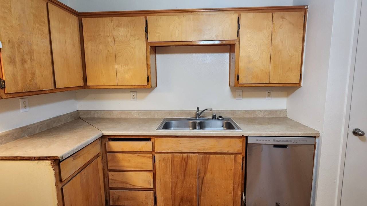 7329 N San Pablo Ave - Photo 5 of 14