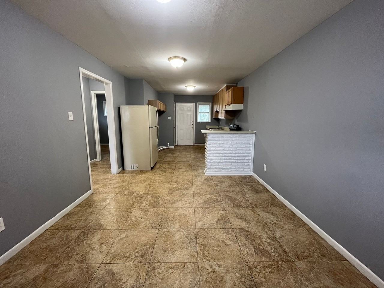 Sunnyside Duplexes - Photo 3 of 10