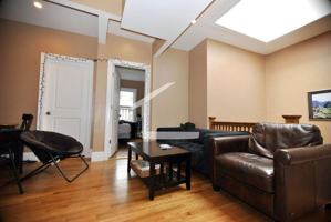 featured image of 6 Saint Lukes Rd