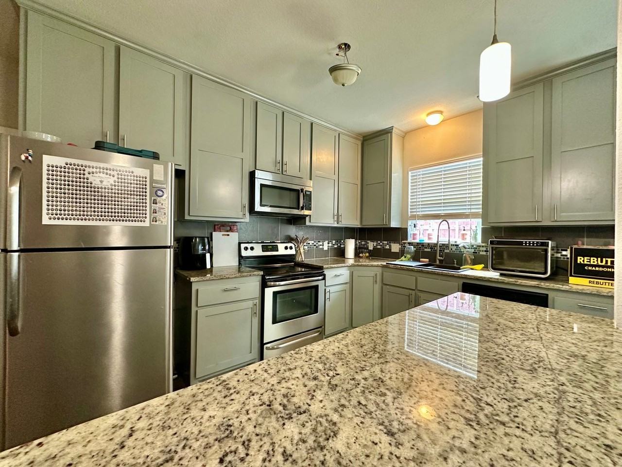 Colorful Modern 4/4 Townhomes in the Baylor Bubble! - Photo 2 of 19