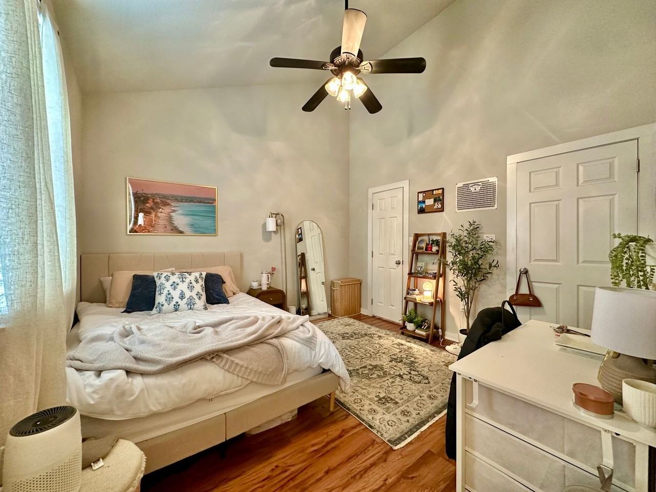 Colorful Modern 4/4 Townhomes in the Baylor Bubble! - Photo 7 of 19