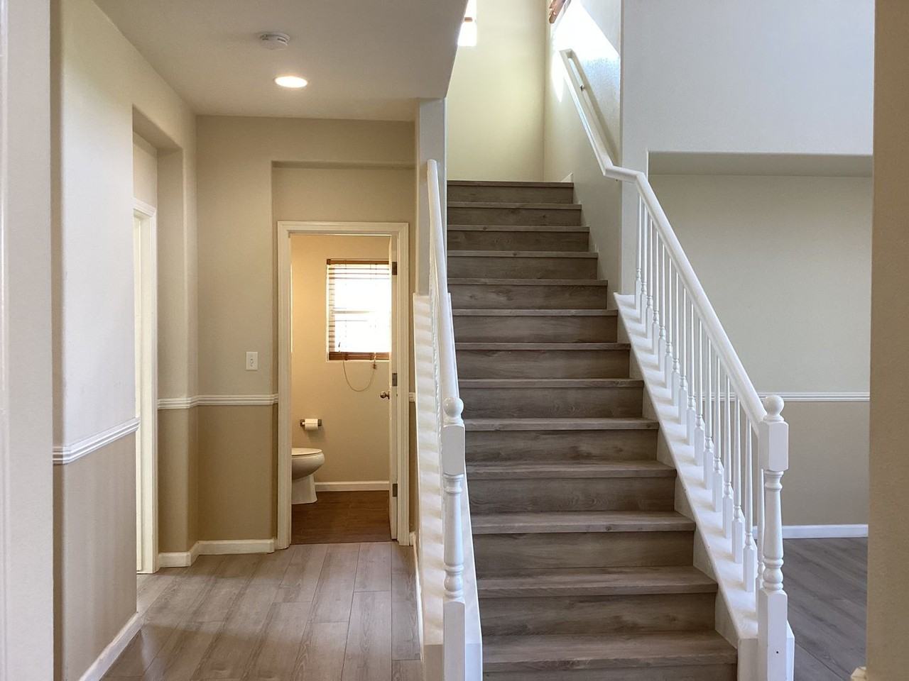 7426 E Redlands Ave - Photo 3 of 26