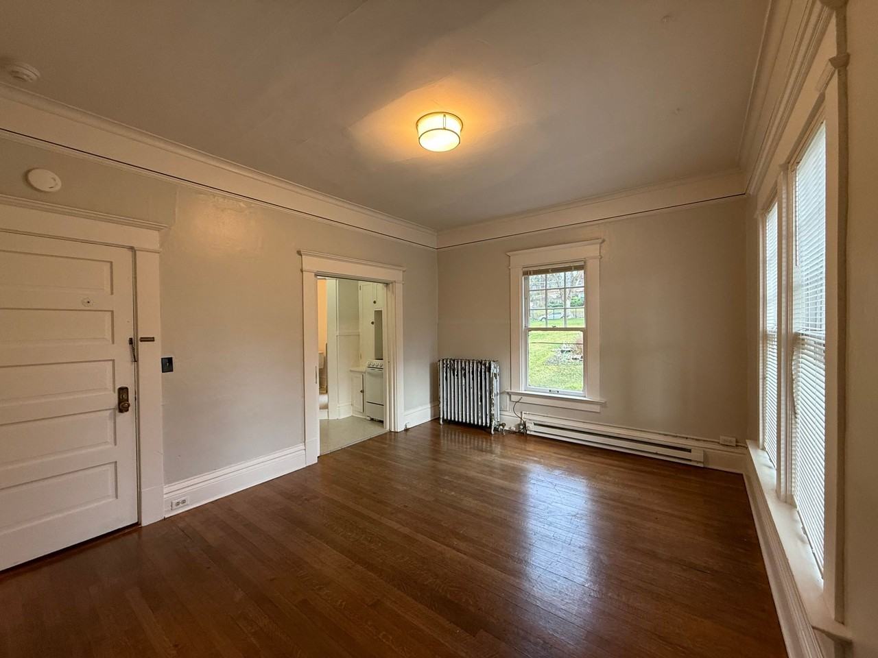 Historic Harold Apartments on Lower South Hill! - Photo 5 of 10