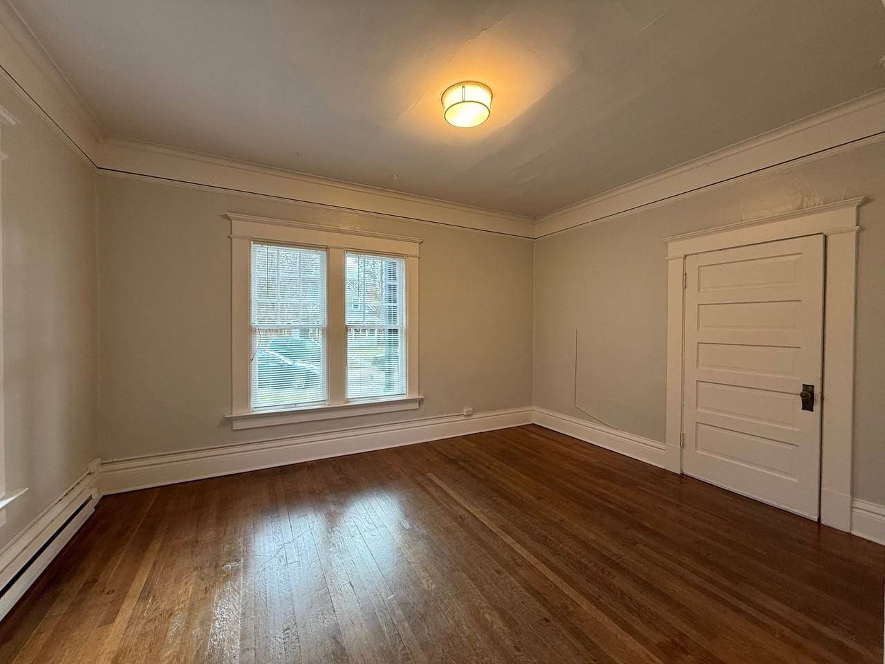 Historic Harold Apartments on Lower South Hill! - Photo 6 of 10