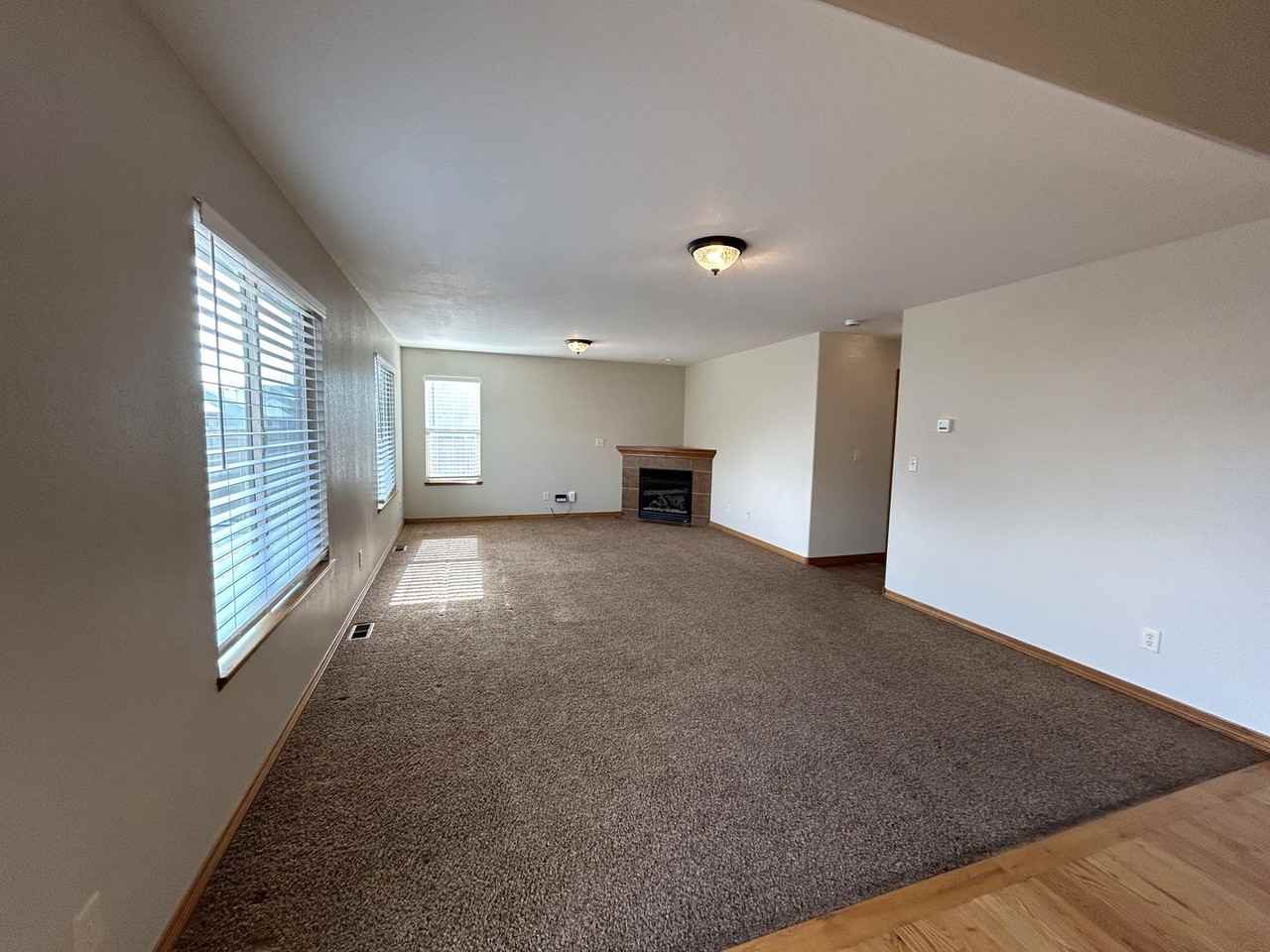 9076 Painted Horse Ln - Photo 4 of 21