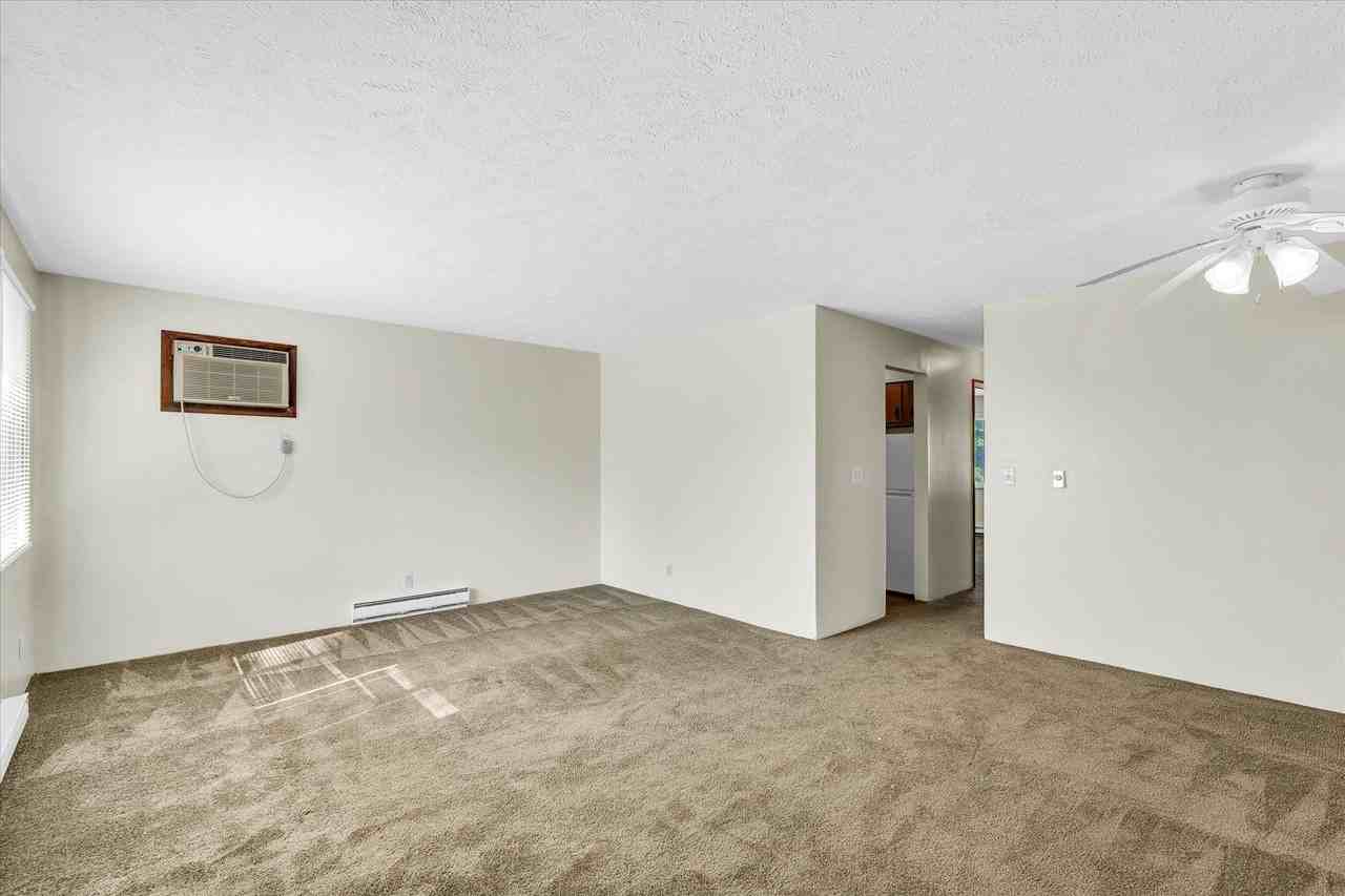 712 Arcadia Dr - Photo 7 of 19