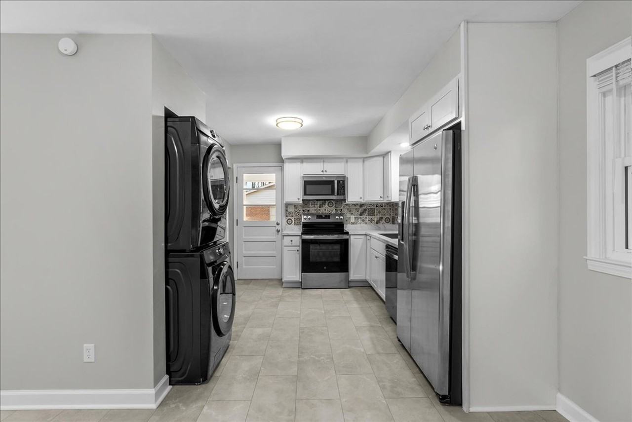 30 Orchard St - Photo 5 of 29