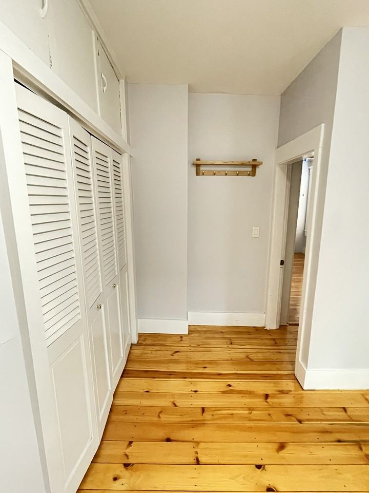 340 Broadway #ONLY - Photo 7 of 17