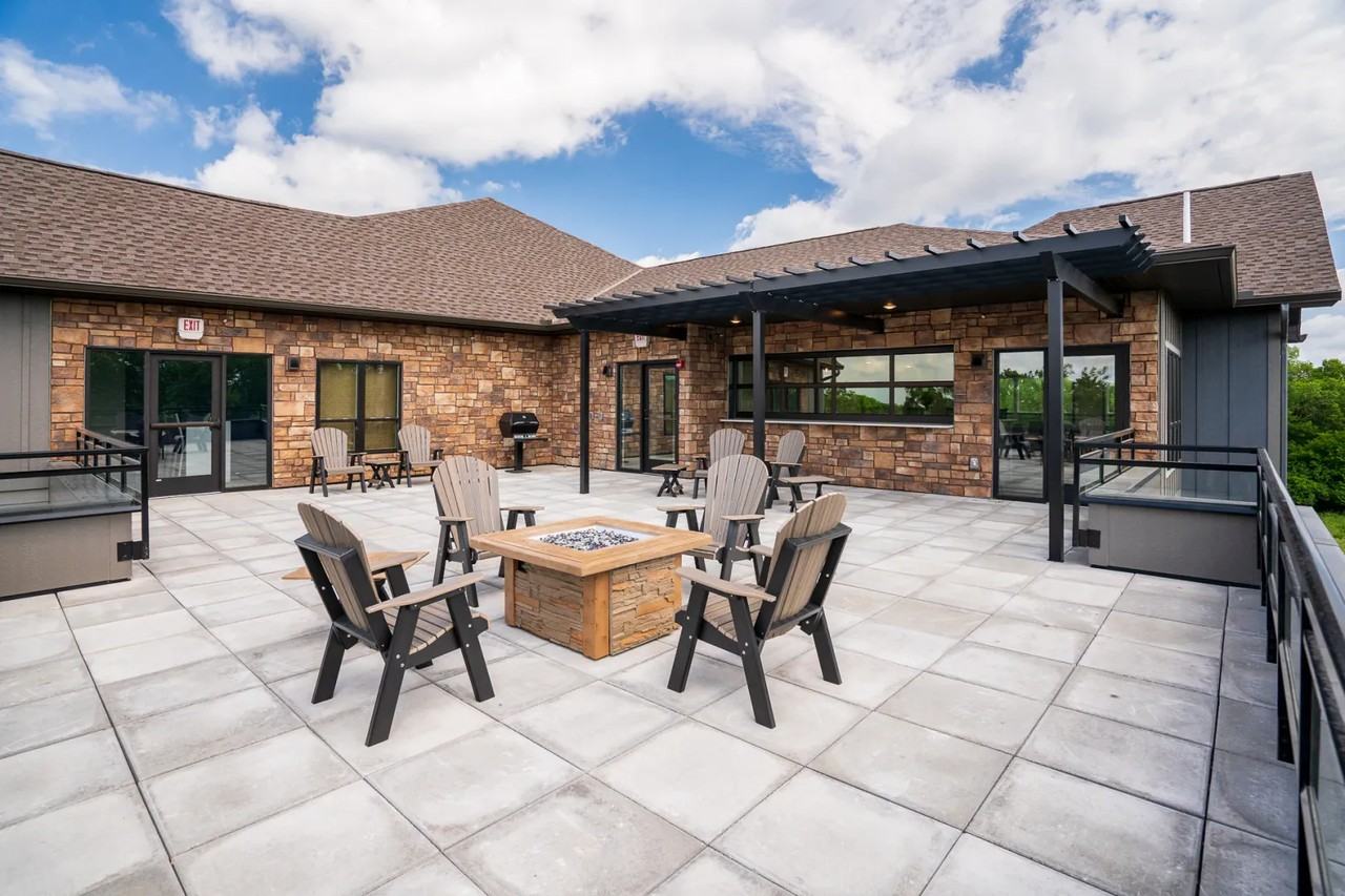 The Overlook at Crystal Lake - Photo 7 of 7