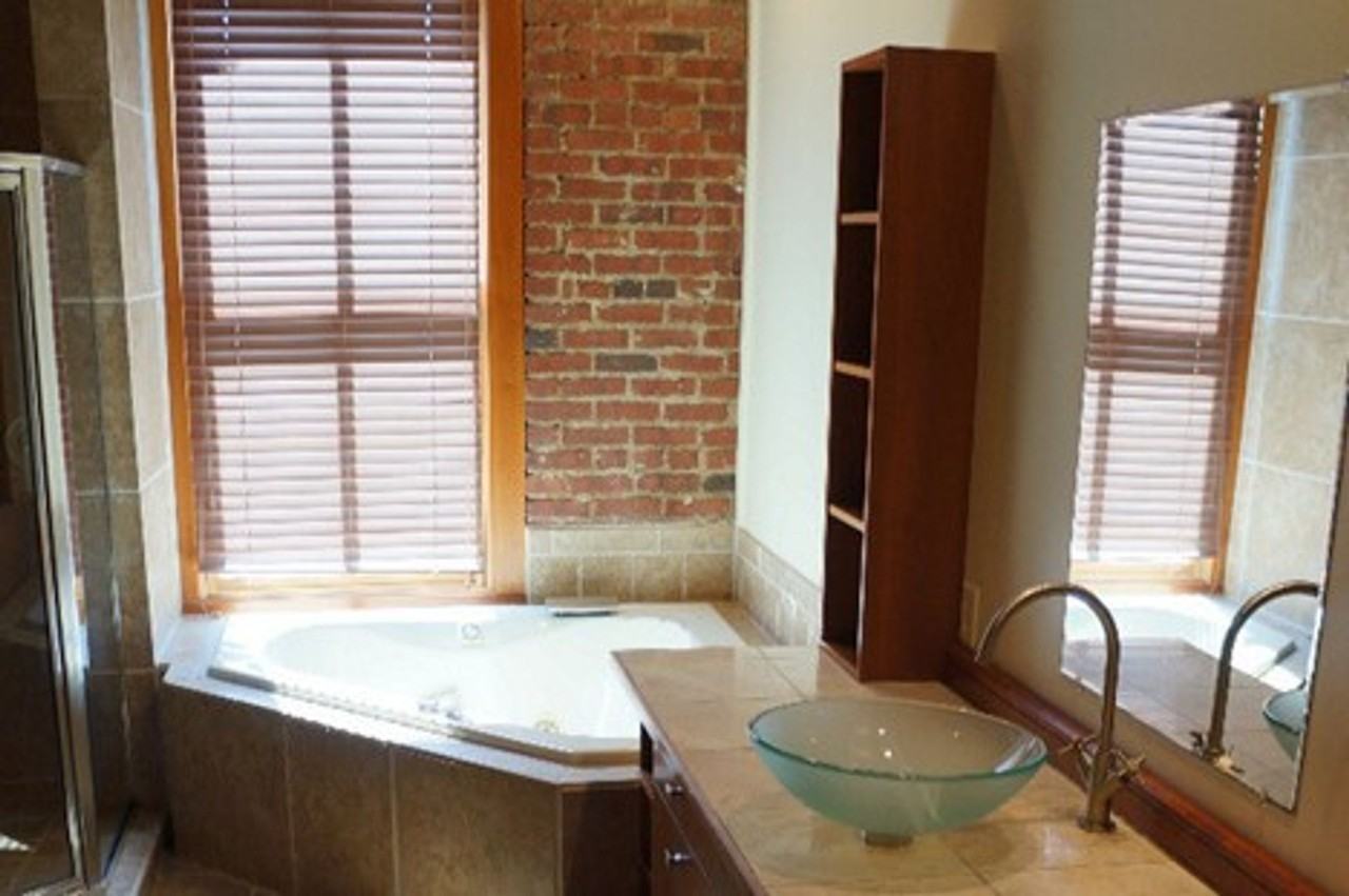 413 N. Center - Photo 3 of 13