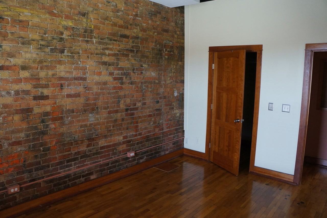 413 N. Center - Photo 5 of 13