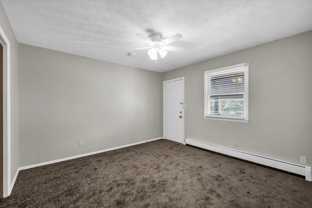 915 N. Madison - Photo 7 of 12