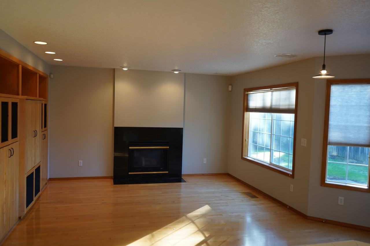 12507 Se 24th St - Photo 5 of 15