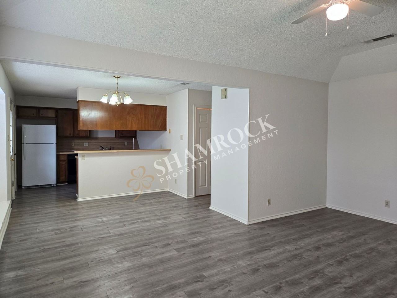 208 Kettler Dr - Photo 4 of 14