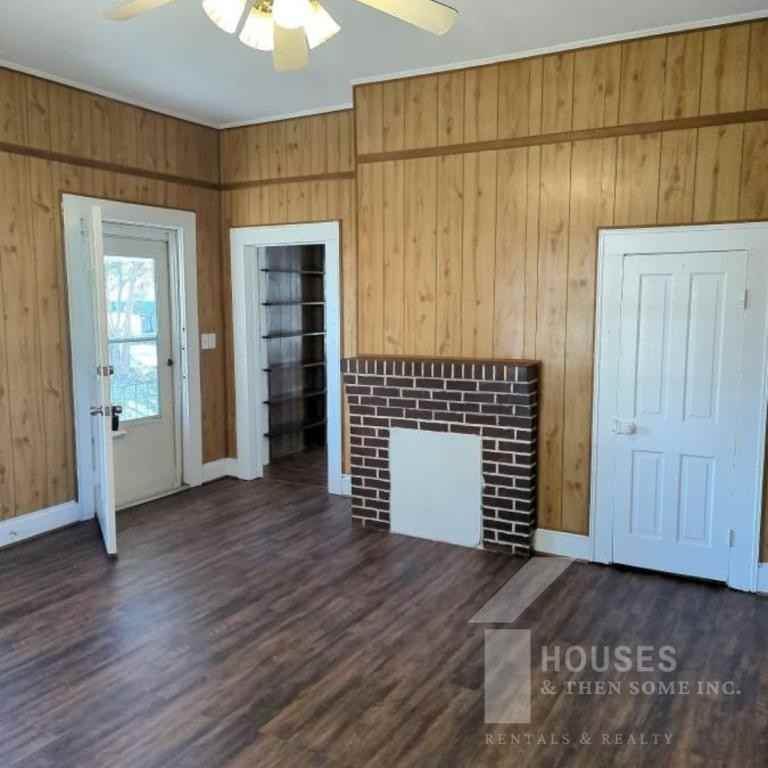 18 21st St - Photo 2 of 20