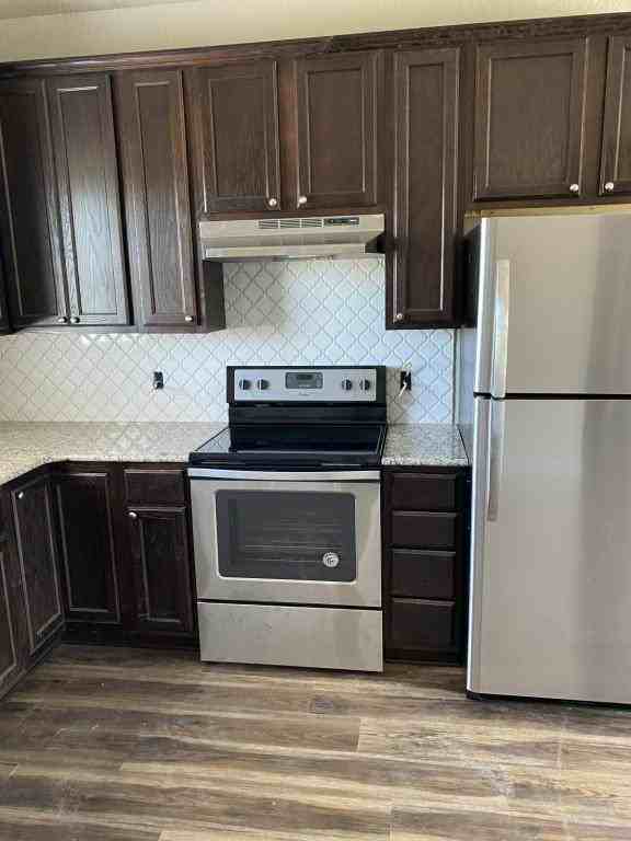 4245 Meyers Ln - Photo 3 of 5