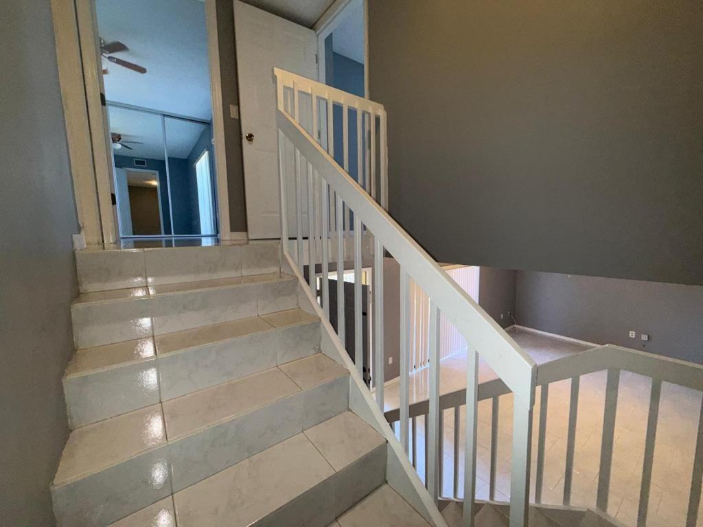 5276 Middle Ct - Photo 6 of 16