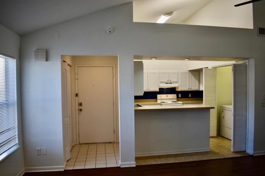 5220 Sw 21st Pl - Photo 6 of 20