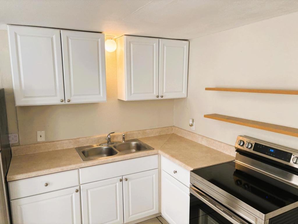 10367 109th Ave - Photo 7 of 24