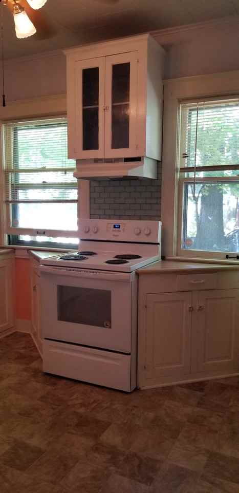 80 Cook St #DN - Photo 3 of 9