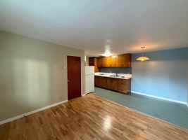 featured image of 2950 Willamette St