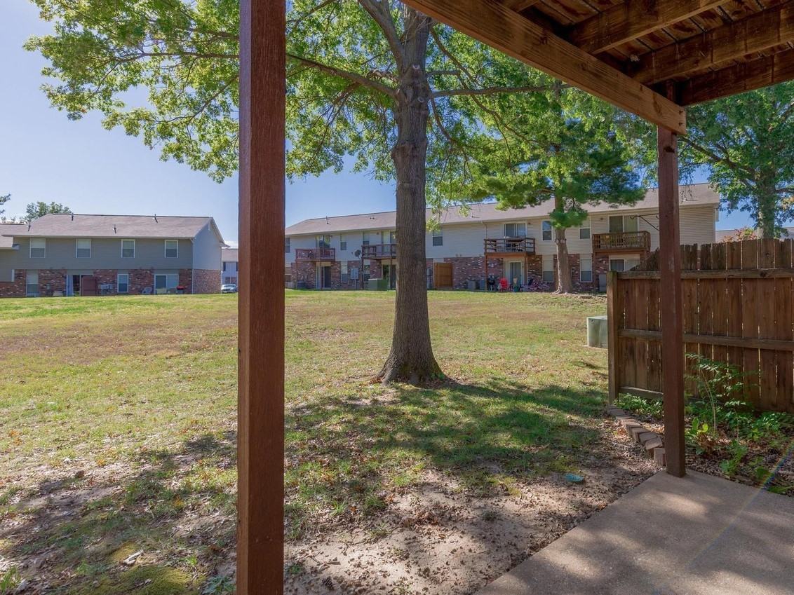 2317 Highland Hill Dr #NA - Photo 5 of 6