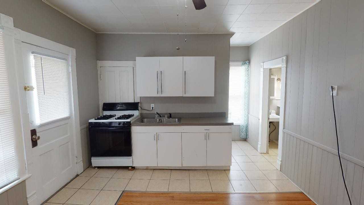 508 S Galena Ave #1 - Photo 4 of 9