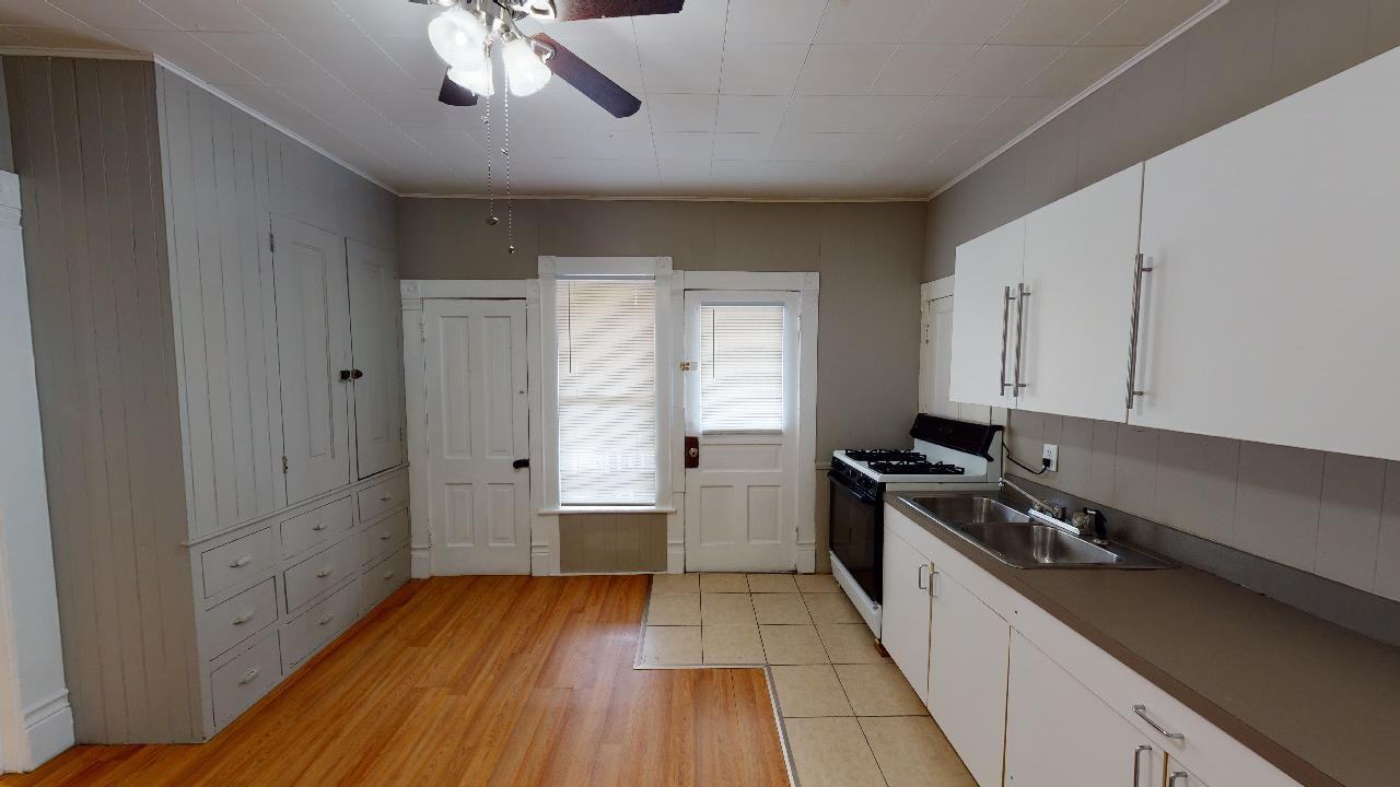 508 S Galena Ave #1 - Photo 7 of 9