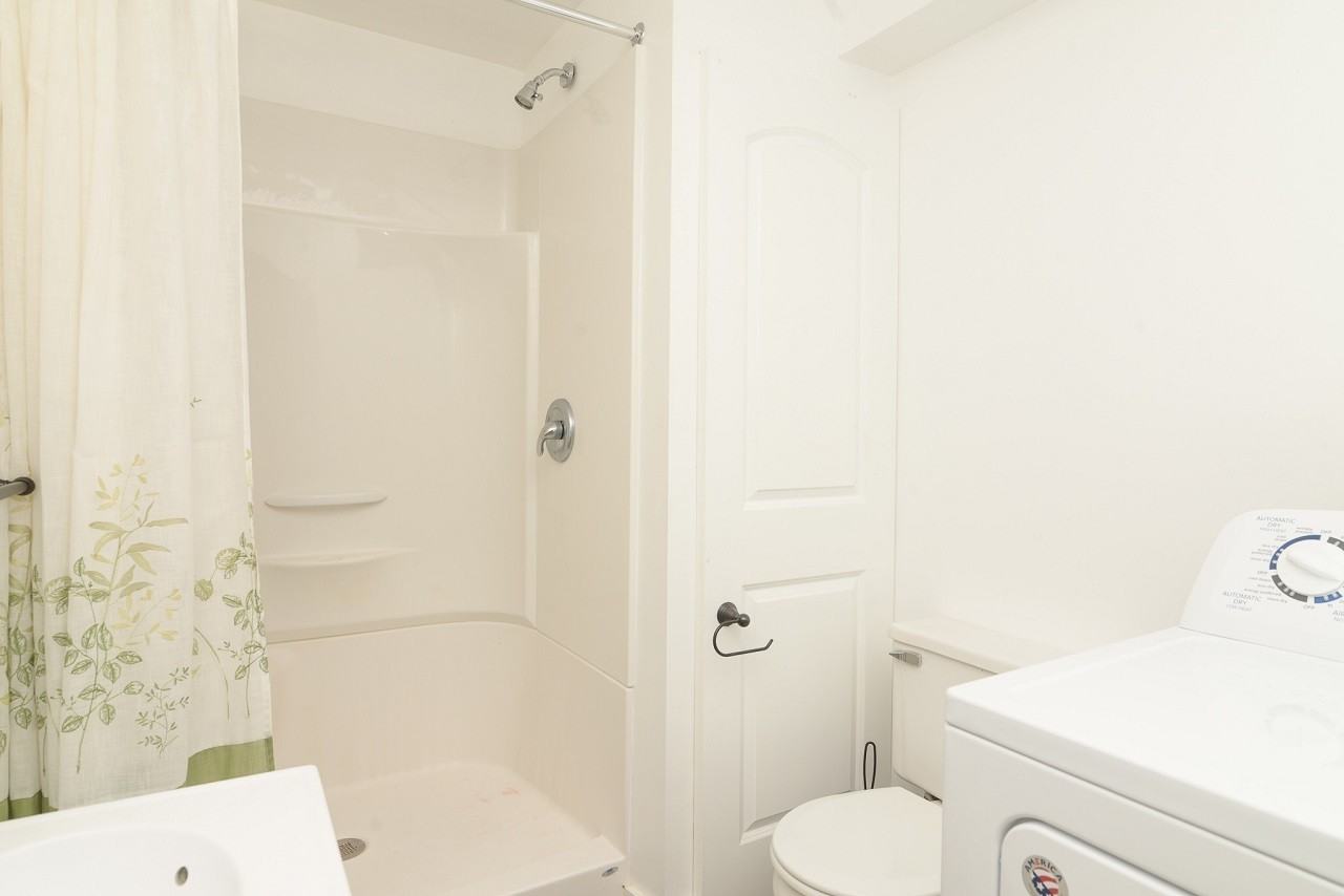 203 Ash St #1 - Photo 5 of 24