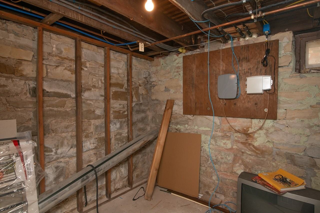 203 Ash St #1 - Photo 7 of 24