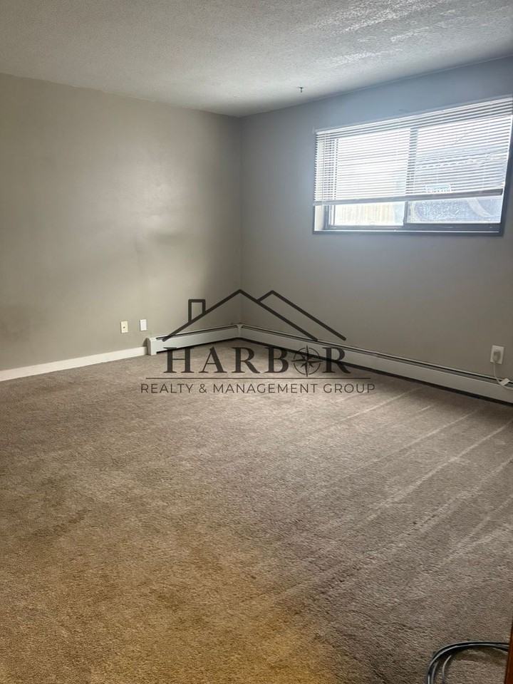 600 14th St Nw - Photo 5 of 8