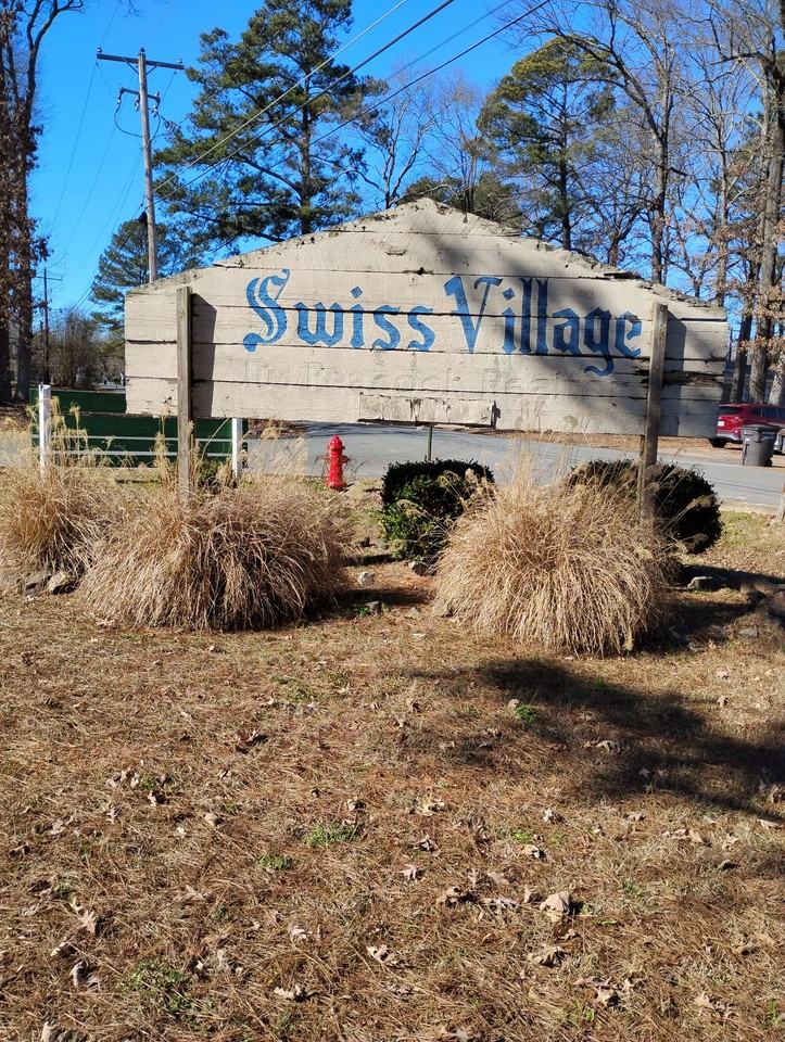 Swiss Village Apartments - Photo 5 of 5