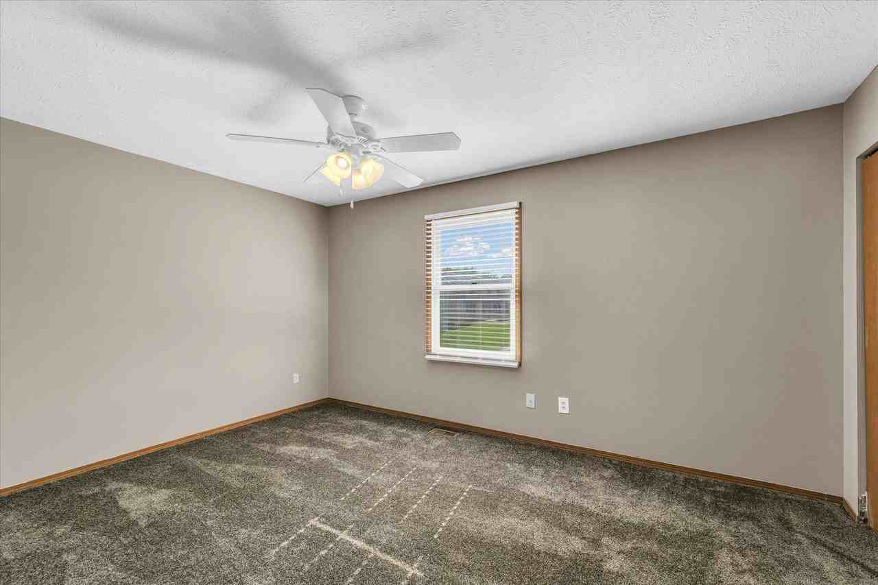 1403-1505 N Hershey Rd - Photo 6 of 8