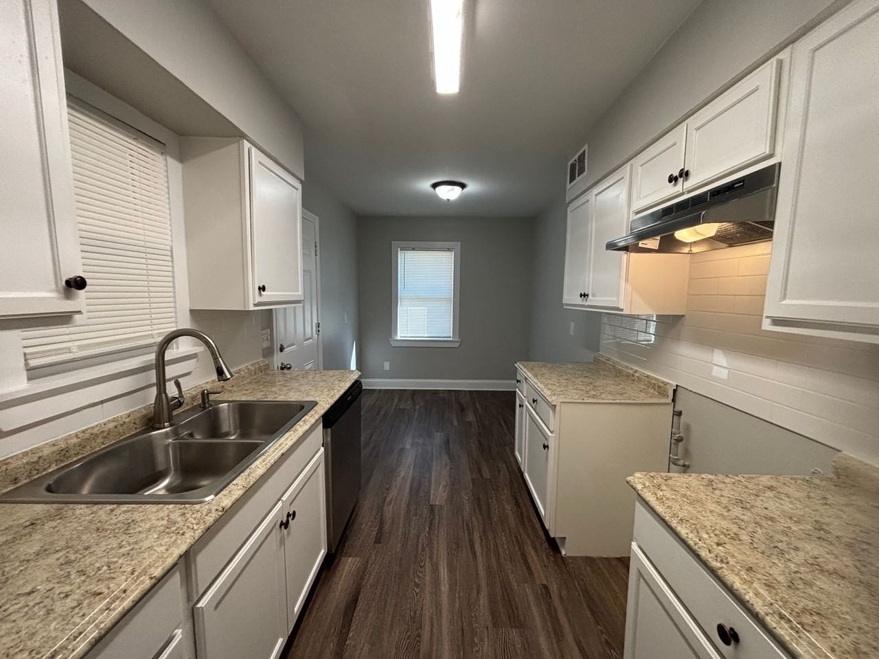 2073 Gayle Ave - Photo 2 of 13