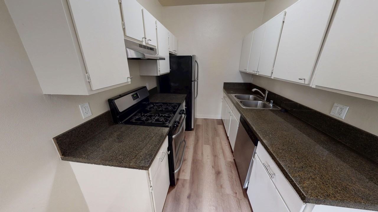 1006 Orange Drive | Move In Now - Photo 5 of 5