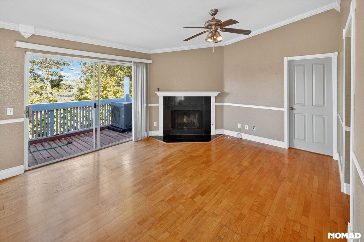 5070 Via Manos - Photo 6 of 20