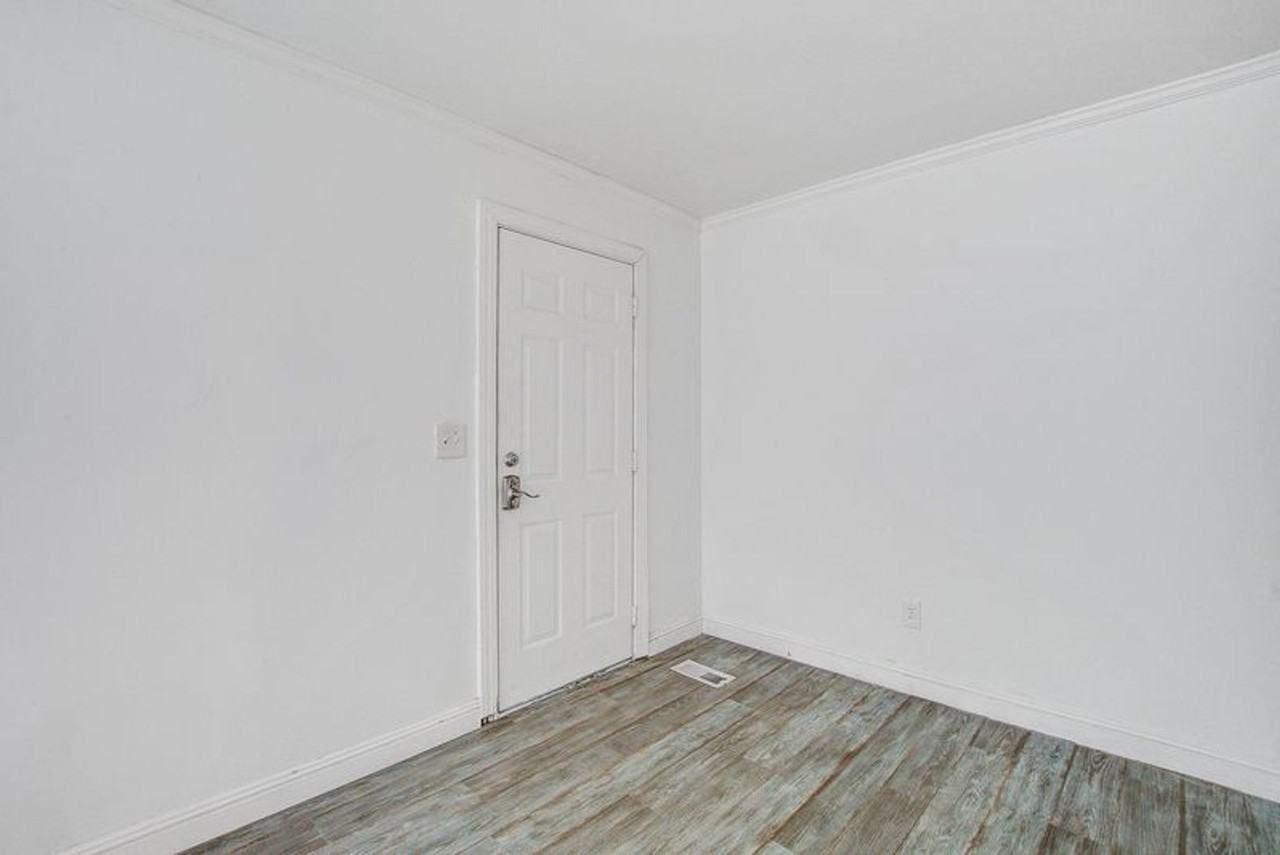 441 N Nassau St - Photo 3 of 25